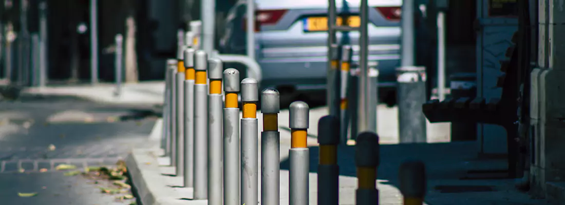 Safe and Convenient Retractable Barrier Column Systems for Properties in Lutz, FL